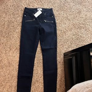 Paige Jeans E26